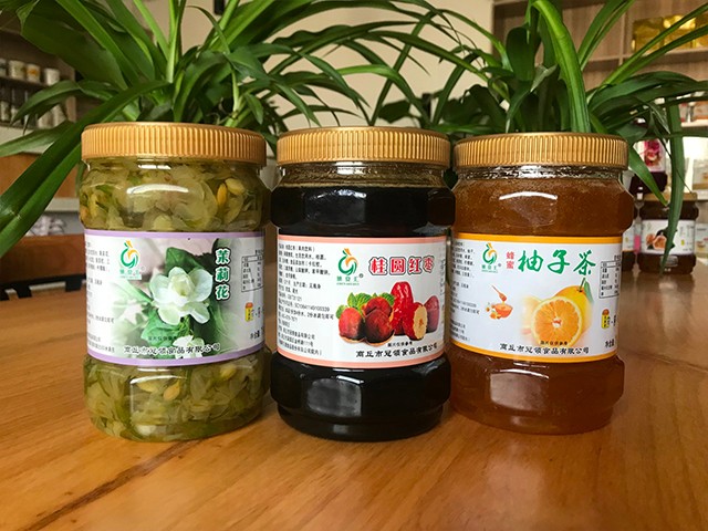 茉莉花花茶、桂圓紅棗花茶、柚子花茶